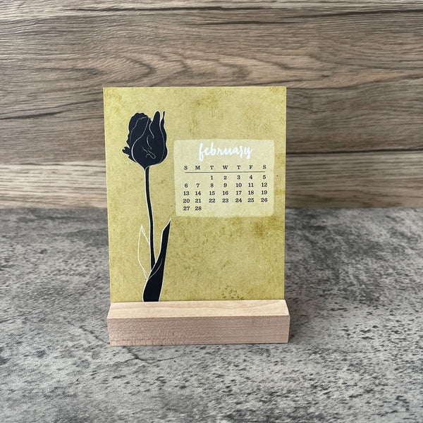Flora Desk Calendar 2022