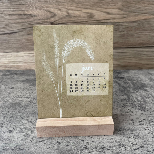 Flora Desk Calendar 2022