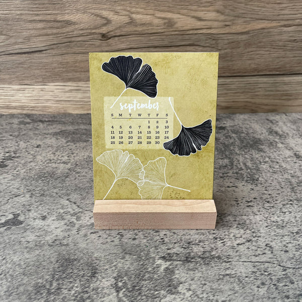 Flora Desk Calendar 2022